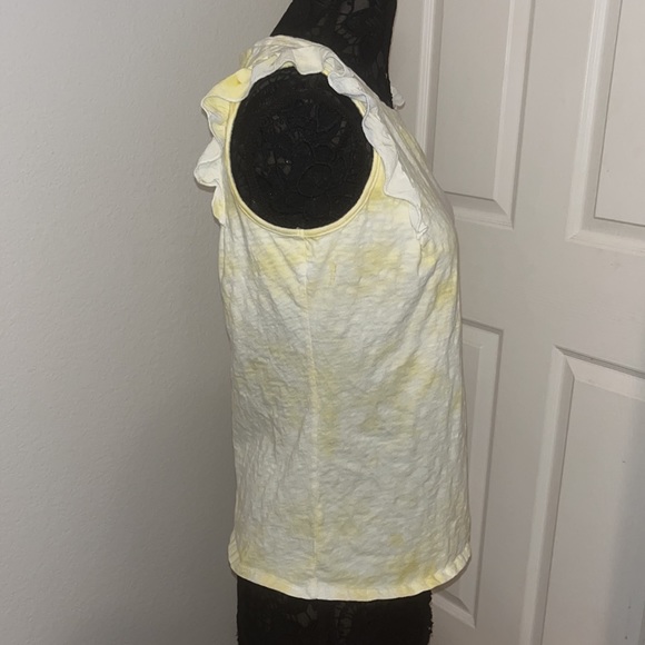 EUC—Knox Rose Yellow Tie-Dye Ruffle Tank—Size Medium - Picture 4 of 9